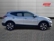 NISSAN QASHQAI 2018 (67)