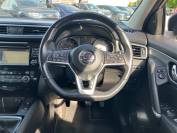 NISSAN QASHQAI 2018 (67)