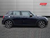 MINI HATCHBACK 2022 (71)