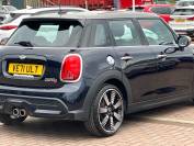 MINI HATCHBACK 2022 (71)
