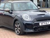 MINI HATCHBACK 2022 (71)